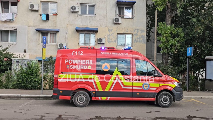 foto video garsoniera in flacari pe bulevardul 1 mai vechi pompierii isu dobrogea intervin de urgenta foto video garsoniera in flacari pe bulevardul 1 mai vechi pompierii isu dobrogea intervin de urgenta