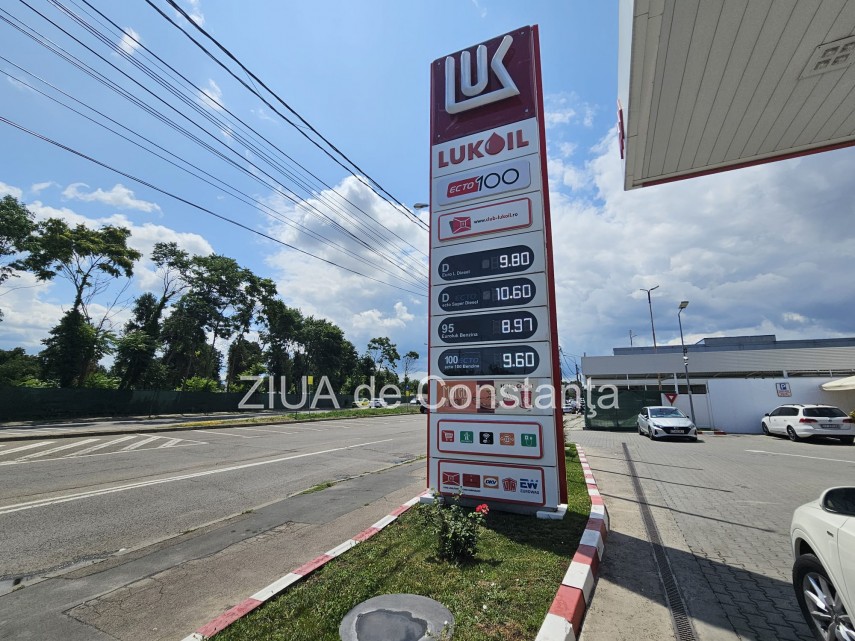 preturile carburantilor au explodat motorina a depasit pragul istoric de 10 lei pe litru in constanta preturile carburantilor au explodat motorina a depasit pragul istoric de 10 lei pe litru in constanta