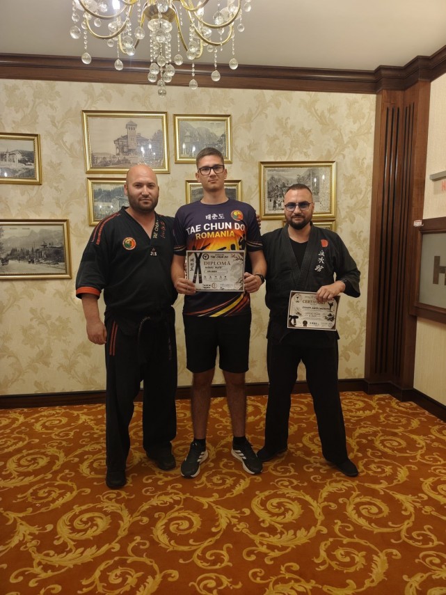 constanta cs scoala de tae chun do luca rizea si luca roschi au obtinut centura neagra cu 1 dan galerie constanta cs scoala de tae chun do luca rizea si luca roschi au obtinut centura neagra cu 1 dan galerie