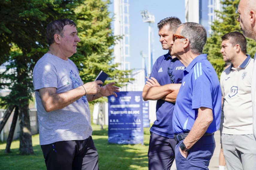 farul constanta va intra in proiectul de dezvoltare fifa pentru urmatorii doi ani delegatie a forului farul constanta va intra in proiectul de dezvoltare fifa pentru urmatorii doi ani delegatie a forului