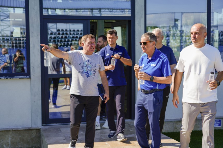 farul constanta va intra in proiectul de dezvoltare fifa pentru urmatorii doi ani delegatie a forului farul constanta va intra in proiectul de dezvoltare fifa pentru urmatorii doi ani delegatie a forului