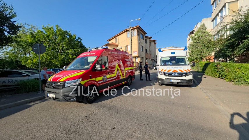 un autoturism a intrat intr un stalp pe strada pajurei din constanta 947894 un autoturism a intrat intr un stalp pe strada pajurei din constanta 947894