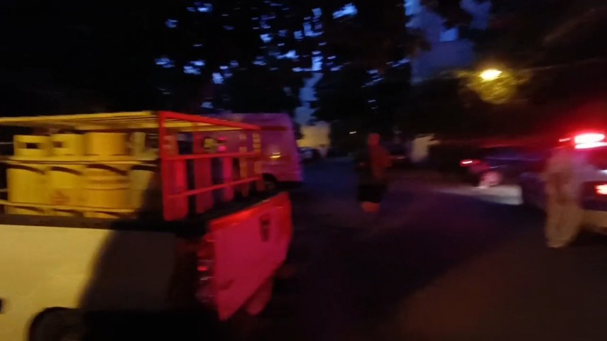 foto video interventie de urgenta a pompierilor intr un bloc de pe strada cismelei din constanta mai foto video interventie de urgenta a pompierilor intr un bloc de pe strada cismelei din constanta mai
