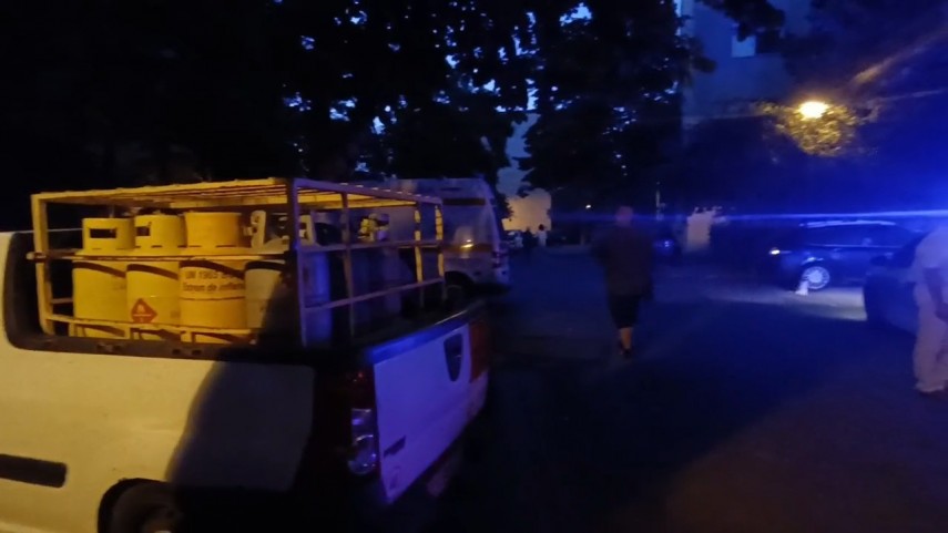 foto video interventie de urgenta a pompierilor intr un bloc de pe strada cismelei din constanta mai foto video interventie de urgenta a pompierilor intr un bloc de pe strada cismelei din constanta mai