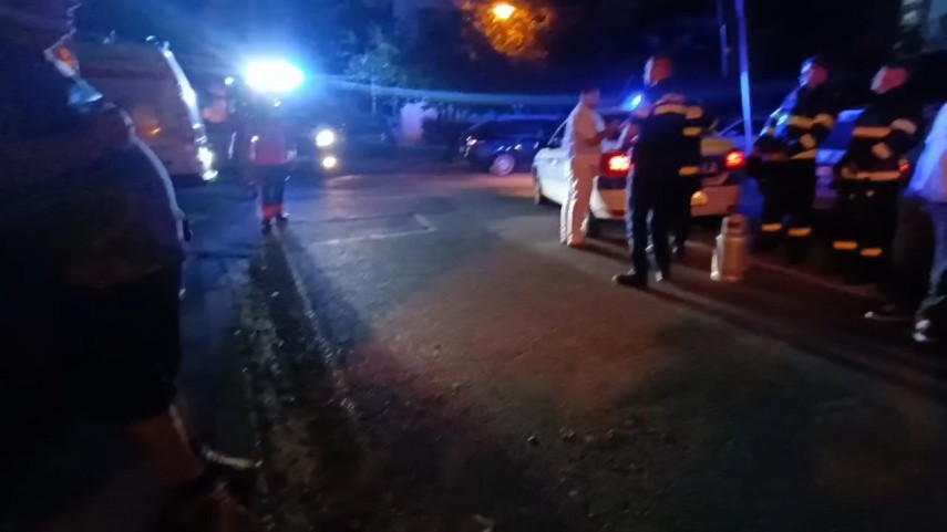 foto video interventie de urgenta a pompierilor intr un bloc de pe strada cismelei din constanta mai foto video interventie de urgenta a pompierilor intr un bloc de pe strada cismelei din constanta mai