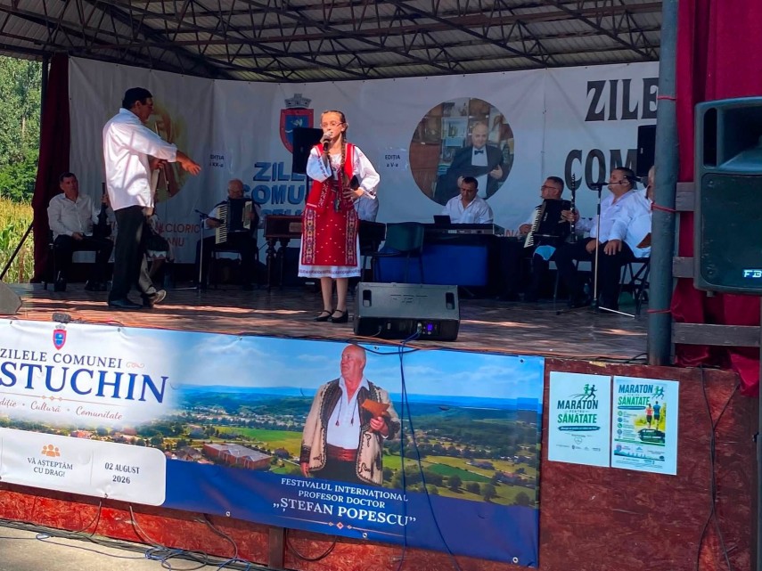 foto ansamblul folcloric romancuta din cumpana a castigat premiul i la festivalul national iustina baluteanu foto ansamblul folcloric romancuta din cumpana a castigat premiul i la festivalul national iustina baluteanu
