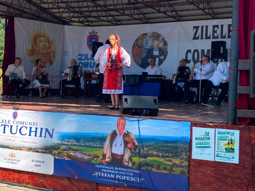 foto ansamblul folcloric romancuta din cumpana a castigat premiul i la festivalul national iustina baluteanu foto ansamblul folcloric romancuta din cumpana a castigat premiul i la festivalul national iustina baluteanu