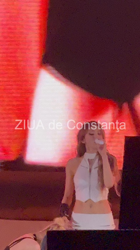 foto nibiru punctul de intalnire al comunitatii k pop mii de persoane au participat la spectacolele dedicate foto nibiru punctul de intalnire al comunitatii k pop mii de persoane au participat la spectacolele dedicate