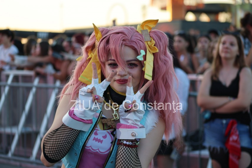 foto nibiru punctul de intalnire al comunitatii k pop mii de persoane au participat la spectacolele dedicate foto nibiru punctul de intalnire al comunitatii k pop mii de persoane au participat la spectacolele dedicate
