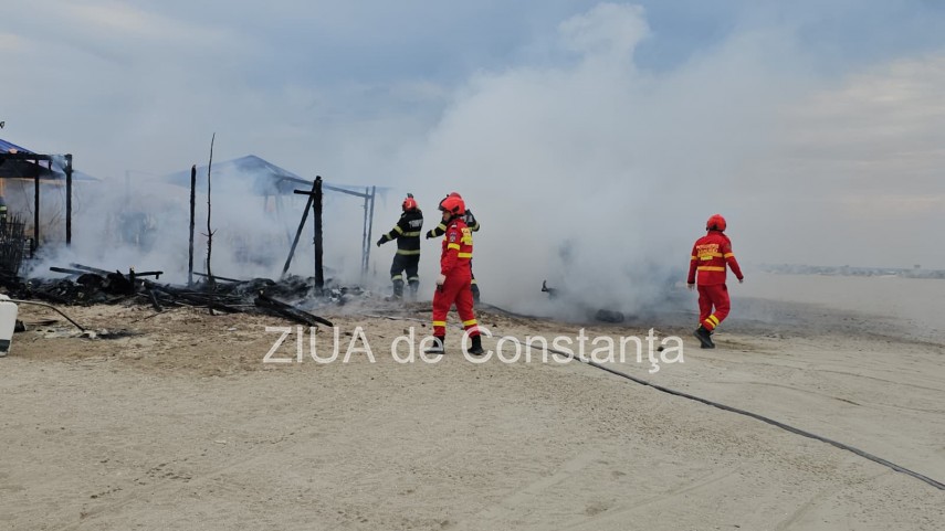 foto video stiri constanta incendiu la un beach bar de pe plaja zoom beach 948202 foto video stiri constanta incendiu la un beach bar de pe plaja zoom beach 948202
