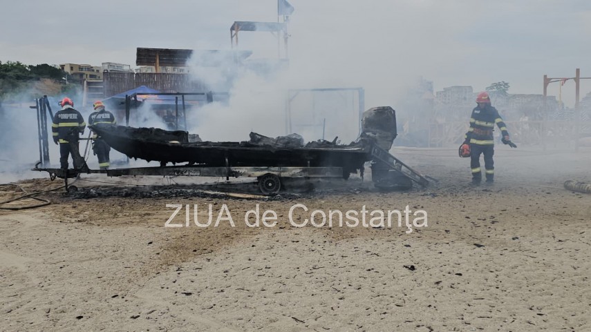 foto video stiri constanta incendiu la un beach bar de pe plaja zoom beach 948202 foto video stiri constanta incendiu la un beach bar de pe plaja zoom beach 948202
