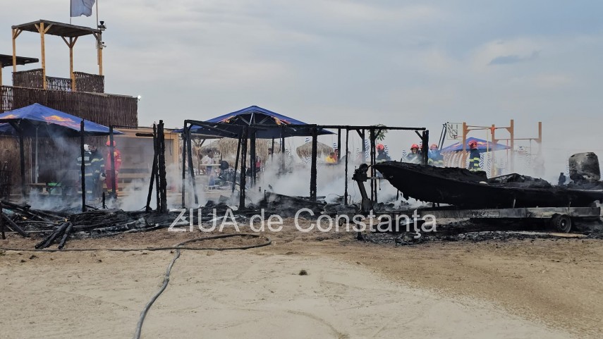 foto video stiri constanta incendiu la un beach bar de pe plaja zoom beach 948202 foto video stiri constanta incendiu la un beach bar de pe plaja zoom beach 948202