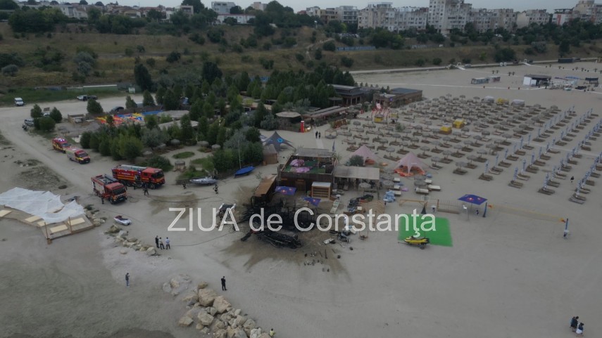 foto video imagini din drona de pe plaja din constanta dupa incendiul devastator mai multe echipamente foto video imagini din drona de pe plaja din constanta dupa incendiul devastator mai multe echipamente