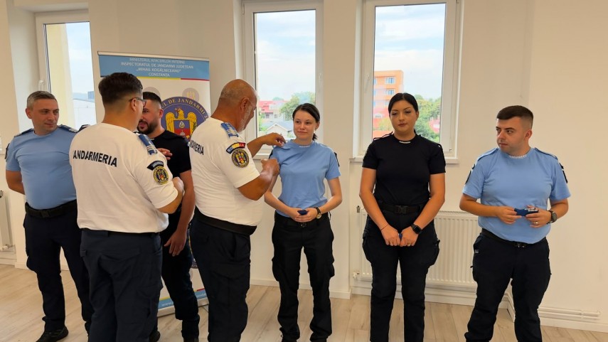 inaintari in grad pentru 62 de subofiteri la inspectoratul de jandarmi judetean constanta galerie foto inaintari in grad pentru 62 de subofiteri la inspectoratul de jandarmi judetean constanta galerie foto