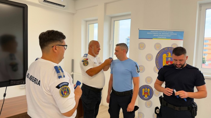 inaintari in grad pentru 62 de subofiteri la inspectoratul de jandarmi judetean constanta galerie foto inaintari in grad pentru 62 de subofiteri la inspectoratul de jandarmi judetean constanta galerie foto