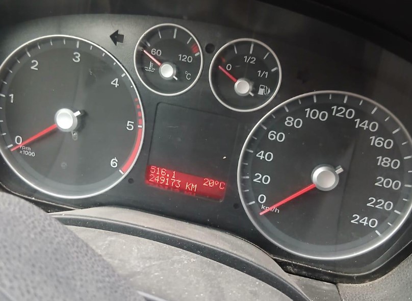 foto licitatii constanta anaf scoate la licitatie un ford focus la doar 10 600 lei iata detaliile licitatiei foto licitatii constanta anaf scoate la licitatie un ford focus la doar 10 600 lei iata detaliile licitatiei