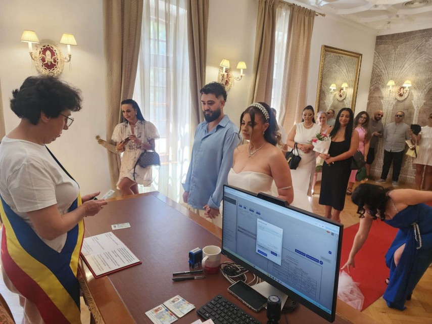 a jucat si la farul constanta sandu culeafa socru mic fiica sa vanessa carolinne fosta campioana la gimnastica a jucat si la farul constanta sandu culeafa socru mic fiica sa vanessa carolinne fosta campioana la gimnastica
