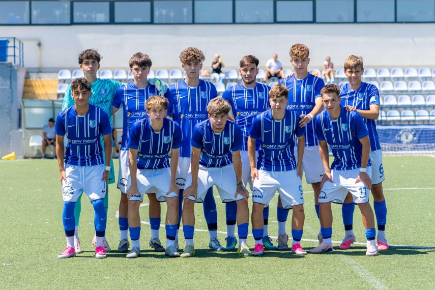 fotbalistii din echipele under 16 si under 17 de la farul constanta amicale cu adversari din bulgaria fotbalistii din echipele under 16 si under 17 de la farul constanta amicale cu adversari din bulgaria