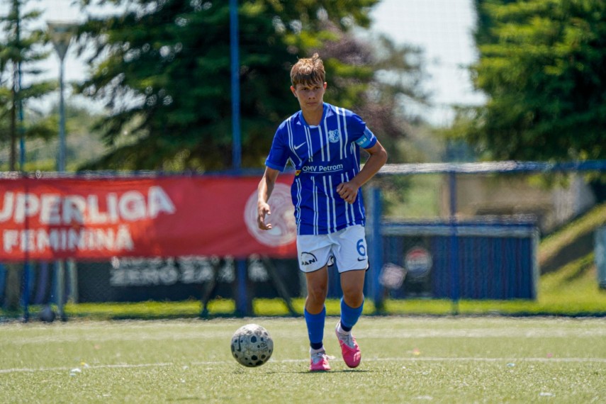 fotbalistii din echipele under 16 si under 17 de la farul constanta amicale cu adversari din bulgaria fotbalistii din echipele under 16 si under 17 de la farul constanta amicale cu adversari din bulgaria