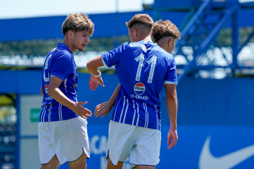 fotbalistii din echipele under 16 si under 17 de la farul constanta amicale cu adversari din bulgaria fotbalistii din echipele under 16 si under 17 de la farul constanta amicale cu adversari din bulgaria