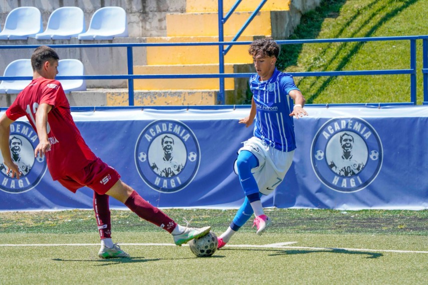 fotbalistii din echipele under 16 si under 17 de la farul constanta amicale cu adversari din bulgaria fotbalistii din echipele under 16 si under 17 de la farul constanta amicale cu adversari din bulgaria