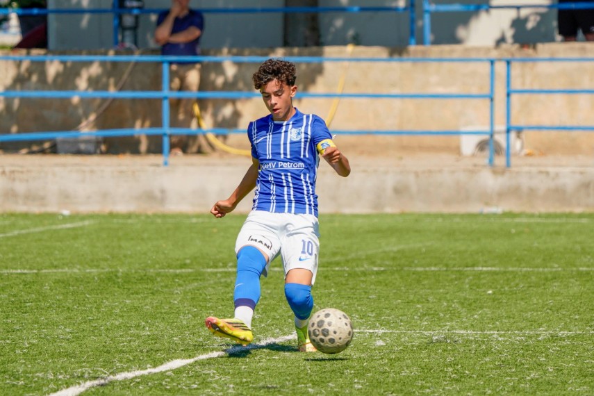 fotbalistii din echipele under 16 si under 17 de la farul constanta amicale cu adversari din bulgaria fotbalistii din echipele under 16 si under 17 de la farul constanta amicale cu adversari din bulgaria