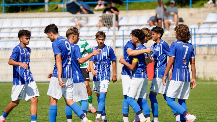 fotbalistii din echipele under 16 si under 17 de la farul constanta amicale cu adversari din bulgaria fotbalistii din echipele under 16 si under 17 de la farul constanta amicale cu adversari din bulgaria