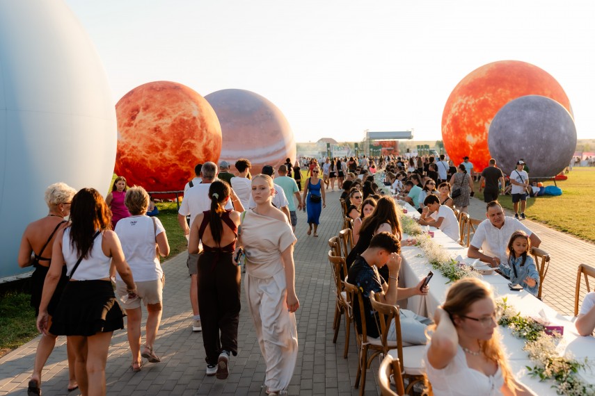 nibiru gazduieste primul guinness world records laprovincia un brand carmistin the food company stabileste nibiru gazduieste primul guinness world records laprovincia un brand carmistin the food company stabileste