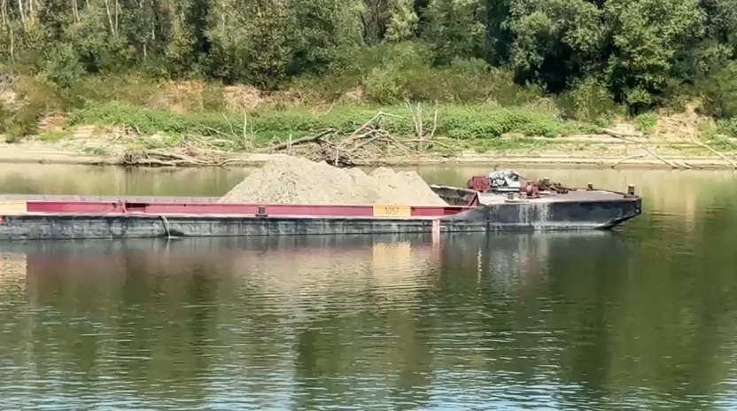 foto video dragaj de urgenta pe dunare la cochirleni guvernul aloca 5 1 milioane de lei pentru lucrarile foto video dragaj de urgenta pe dunare la cochirleni guvernul aloca 5 1 milioane de lei pentru lucrarile