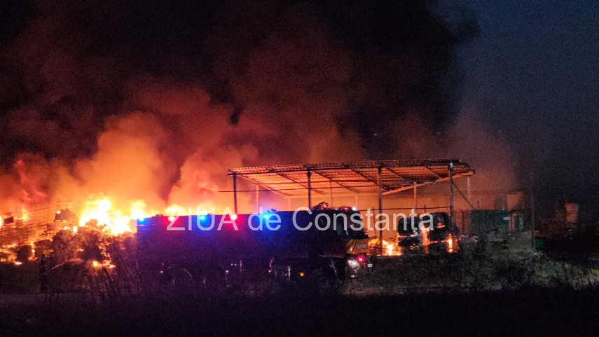 stiri constanta azi incendiu cu degajari mari de fum la un centru de colectare a plasticului intre lumina stiri constanta azi incendiu cu degajari mari de fum la un centru de colectare a plasticului intre lumina