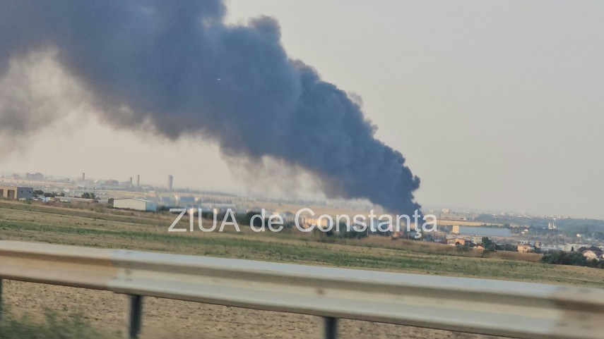 stiri constanta azi incendiu cu degajari mari de fum la un centru de colectare a plasticului intre lumina stiri constanta azi incendiu cu degajari mari de fum la un centru de colectare a plasticului intre lumina