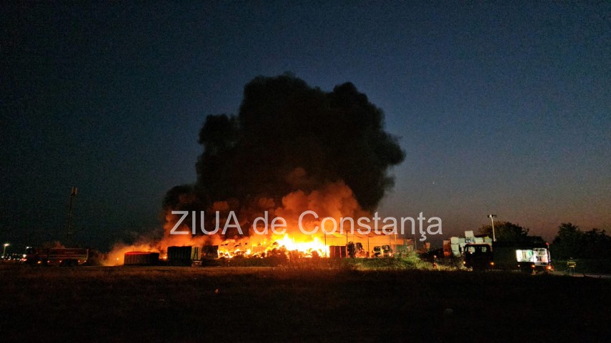 stiri constanta azi incendiu cu degajari mari de fum la un centru de colectare a plasticului intre lumina stiri constanta azi incendiu cu degajari mari de fum la un centru de colectare a plasticului intre lumina
