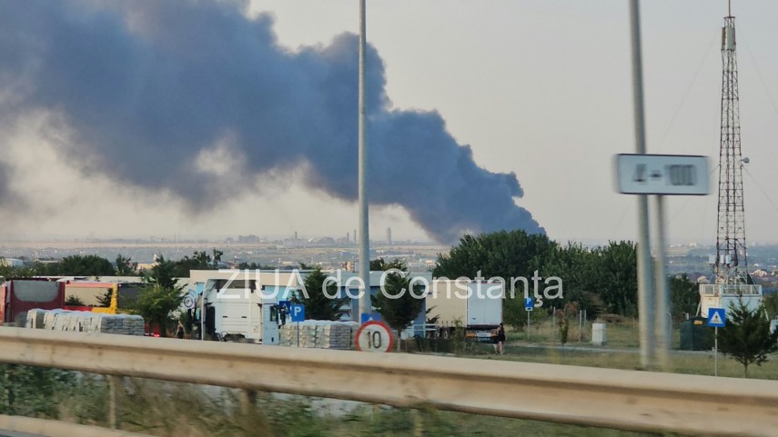 stiri constanta azi incendiu cu degajari mari de fum la un centru de colectare a plasticului intre lumina stiri constanta azi incendiu cu degajari mari de fum la un centru de colectare a plasticului intre lumina