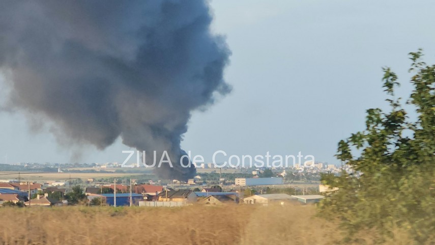 stiri constanta azi incendiu cu degajari mari de fum la un centru de colectare a plasticului intre lumina stiri constanta azi incendiu cu degajari mari de fum la un centru de colectare a plasticului intre lumina