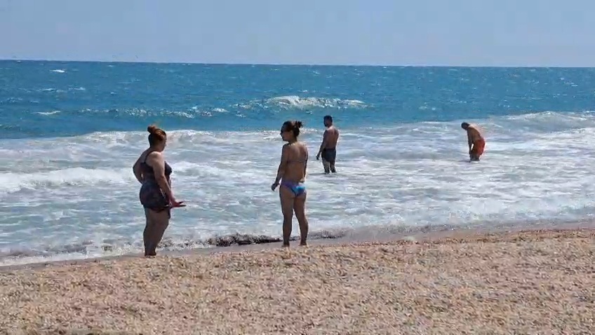 foto video steagul rosu arborat pe plajele de pe litoral salvamarii au cerut sprijinul politistilor pentru foto video steagul rosu arborat pe plajele de pe litoral salvamarii au cerut sprijinul politistilor pentru