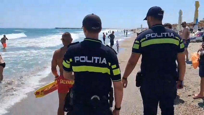 foto video steagul rosu arborat pe plajele de pe litoral salvamarii au cerut sprijinul politistilor pentru foto video steagul rosu arborat pe plajele de pe litoral salvamarii au cerut sprijinul politistilor pentru