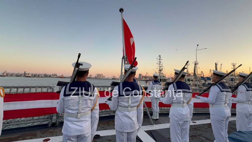 foto video trei nave militare turcesti la constanta romania pregateste vizita presedintelui erdo an la foto video trei nave militare turcesti la constanta romania pregateste vizita presedintelui erdo an la