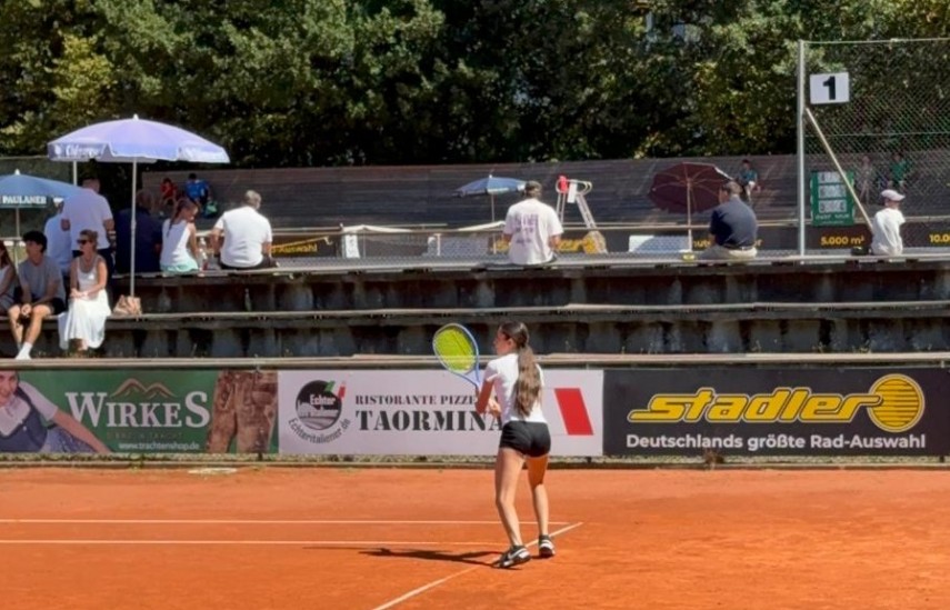 tenis maria diana dimaca din constanta finalista la dublu si sferfinalista la simlu la regensburg in tenis maria diana dimaca din constanta finalista la dublu si sferfinalista la simlu la regensburg in