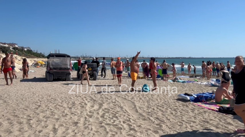 stiri constanta foto video alerta la eforie nord un obiect care pare a fi o mina marina descoperit pe stiri constanta foto video alerta la eforie nord un obiect care pare a fi o mina marina descoperit pe