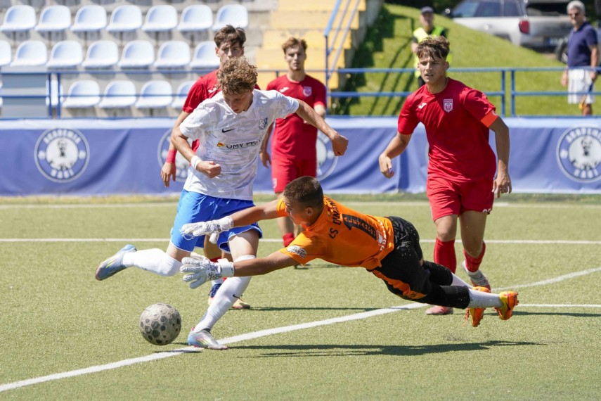 golaveraj 21 4 juniorii de la farul constanta patru victorii din patru in etapa a doua din liga de tineret golaveraj 21 4 juniorii de la farul constanta patru victorii din patru in etapa a doua din liga de tineret