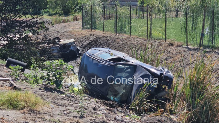 stiri constanta azi accident grav la pecineaga o masina s a rasturnat si a luat foc 950163