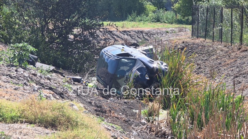 stiri constanta azi accident grav la pecineaga o masina s a rasturnat si a luat foc 950163