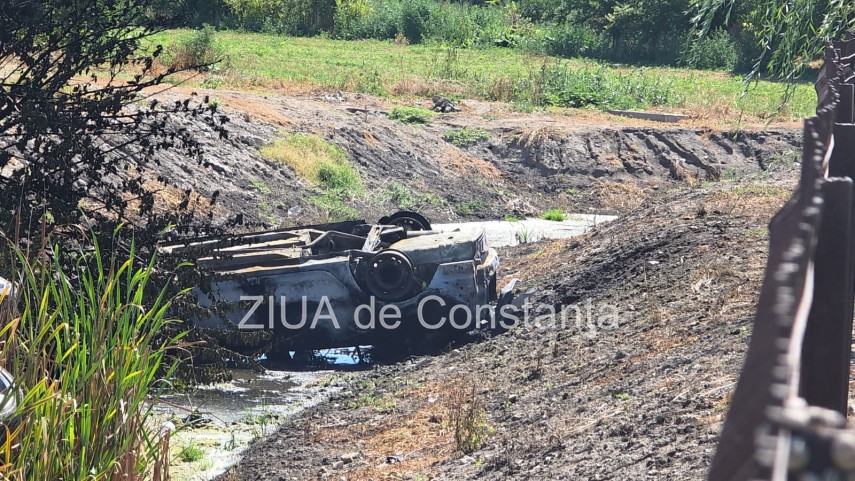 stiri constanta azi accident grav la pecineaga o masina s a rasturnat si a luat foc 950163