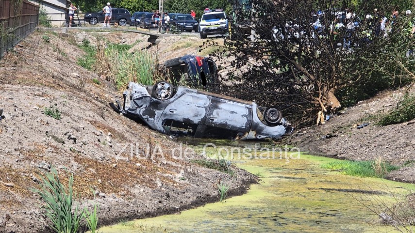 stiri constanta azi accident grav la pecineaga o masina s a rasturnat si a luat foc 950163 stiri constanta azi accident grav la pecineaga o masina s a rasturnat si a luat foc 950163