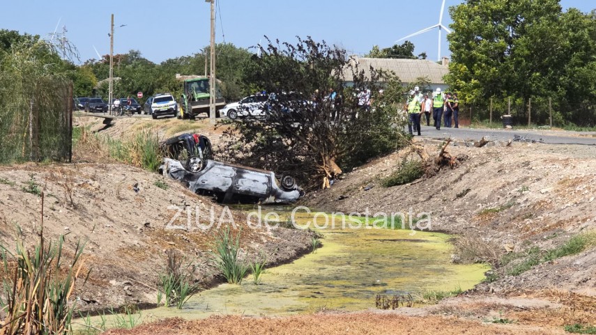 stiri constanta azi accident grav la pecineaga o masina s a rasturnat si a luat foc 950163 stiri constanta azi accident grav la pecineaga o masina s a rasturnat si a luat foc 950163