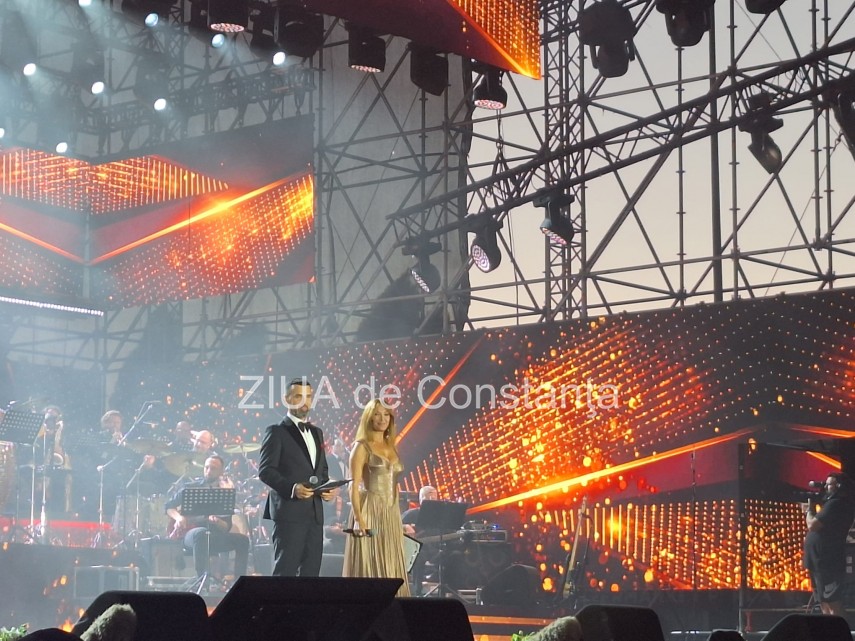 live foto a doua seara la festivalul national de muzica usoara mamaia inca zece concurenti pasesc in live foto a doua seara la festivalul national de muzica usoara mamaia inca zece concurenti pasesc in