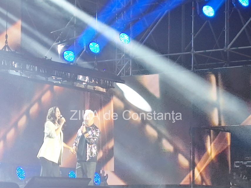 live foto a doua seara la festivalul national de muzica usoara mamaia inca zece concurenti pasesc in live foto a doua seara la festivalul national de muzica usoara mamaia inca zece concurenti pasesc in