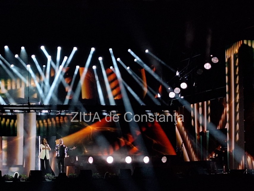 live foto a doua seara la festivalul national de muzica usoara mamaia inca zece concurenti pasesc in live foto a doua seara la festivalul national de muzica usoara mamaia inca zece concurenti pasesc in