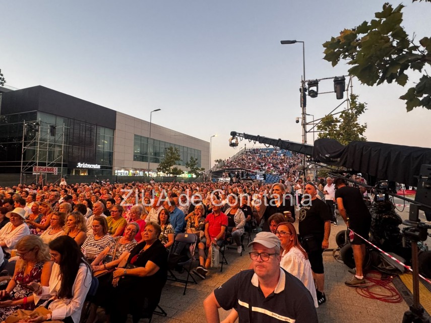 foto video seara de gala la festivalul national de muzica usoara mamaia decernarea premiilor si voci foto video seara de gala la festivalul national de muzica usoara mamaia decernarea premiilor si voci