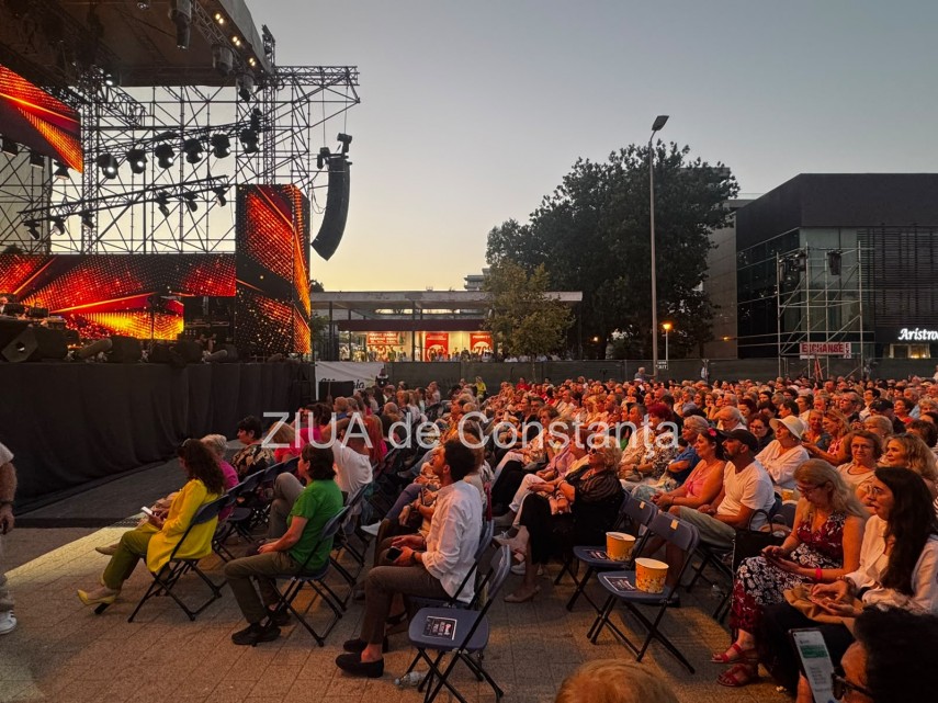 foto video seara de gala la festivalul national de muzica usoara mamaia decernarea premiilor si voci foto video seara de gala la festivalul national de muzica usoara mamaia decernarea premiilor si voci